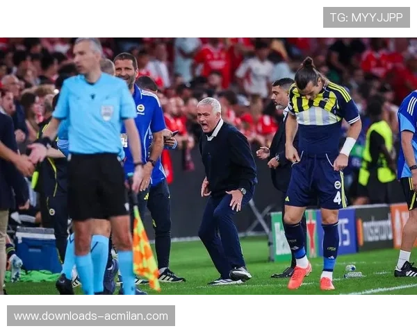 穆里尼奥陷欧冠危机本菲卡客场惨败纽卡斯尔遭遇三连败压力山大